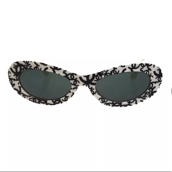 CHANEL | Accessories | Chanel Cat Eye Vintage Sun Glasses  display picture 2
